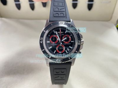 Replica Breitling Chronomat Black Dial Black Rubber Band Watch